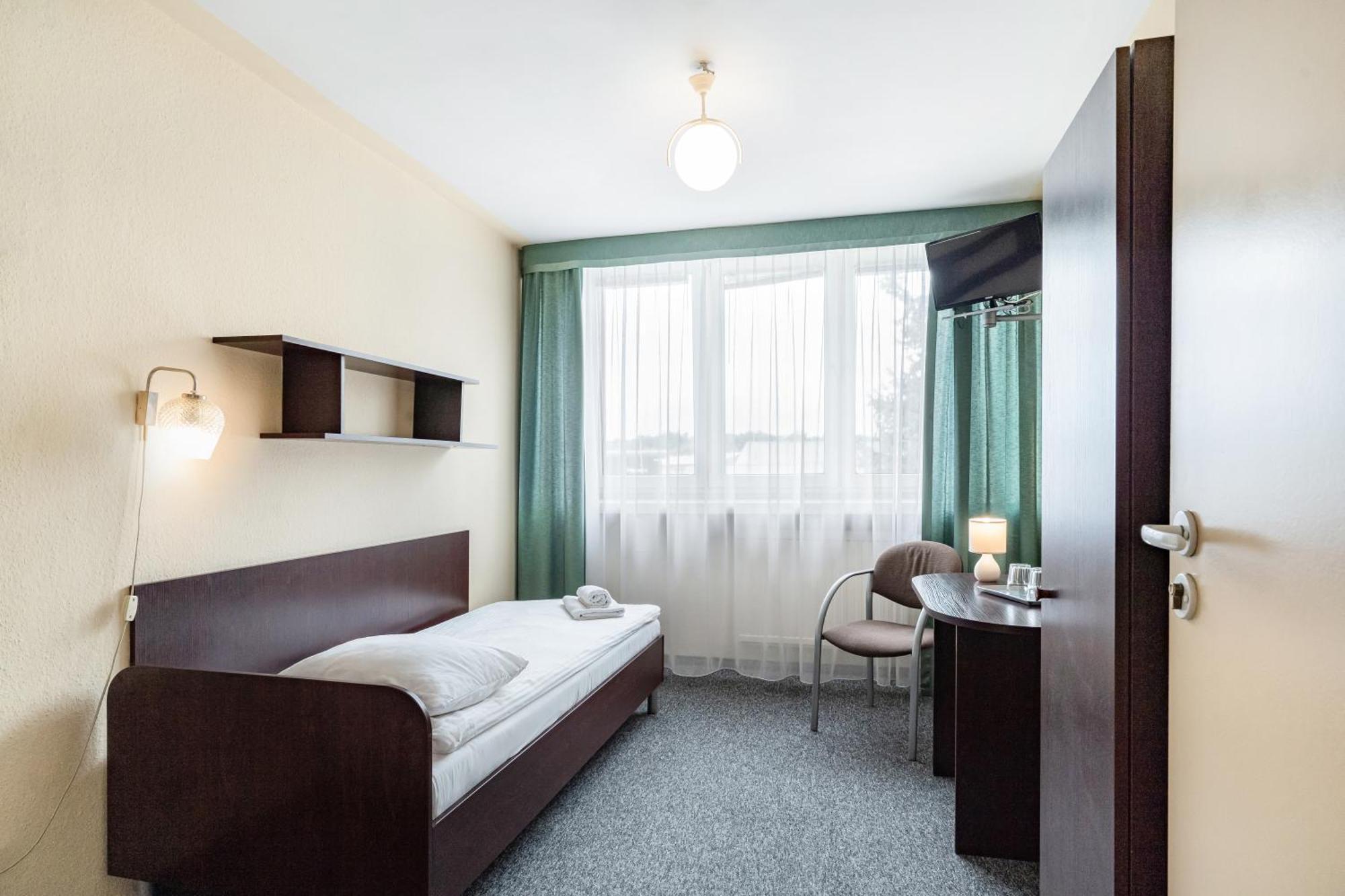 Hotel Alf كراكوفيا المظهر الخارجي الصورة