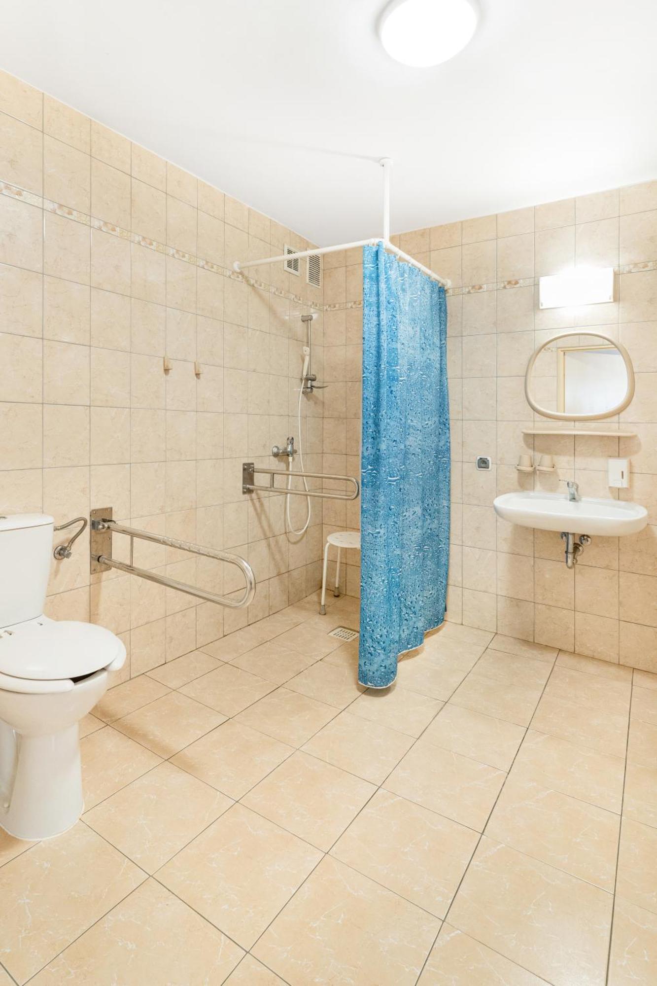 Hotel Alf كراكوفيا المظهر الخارجي الصورة