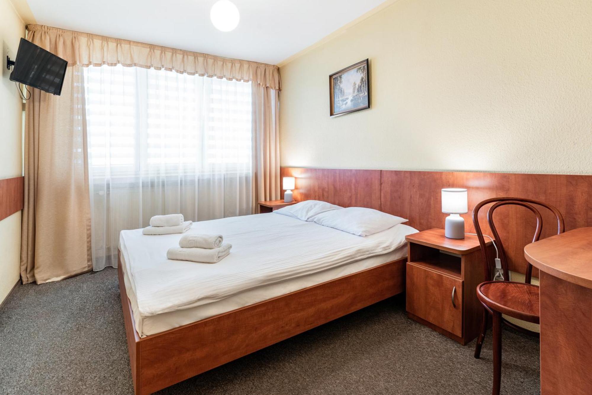 Hotel Alf كراكوفيا المظهر الخارجي الصورة