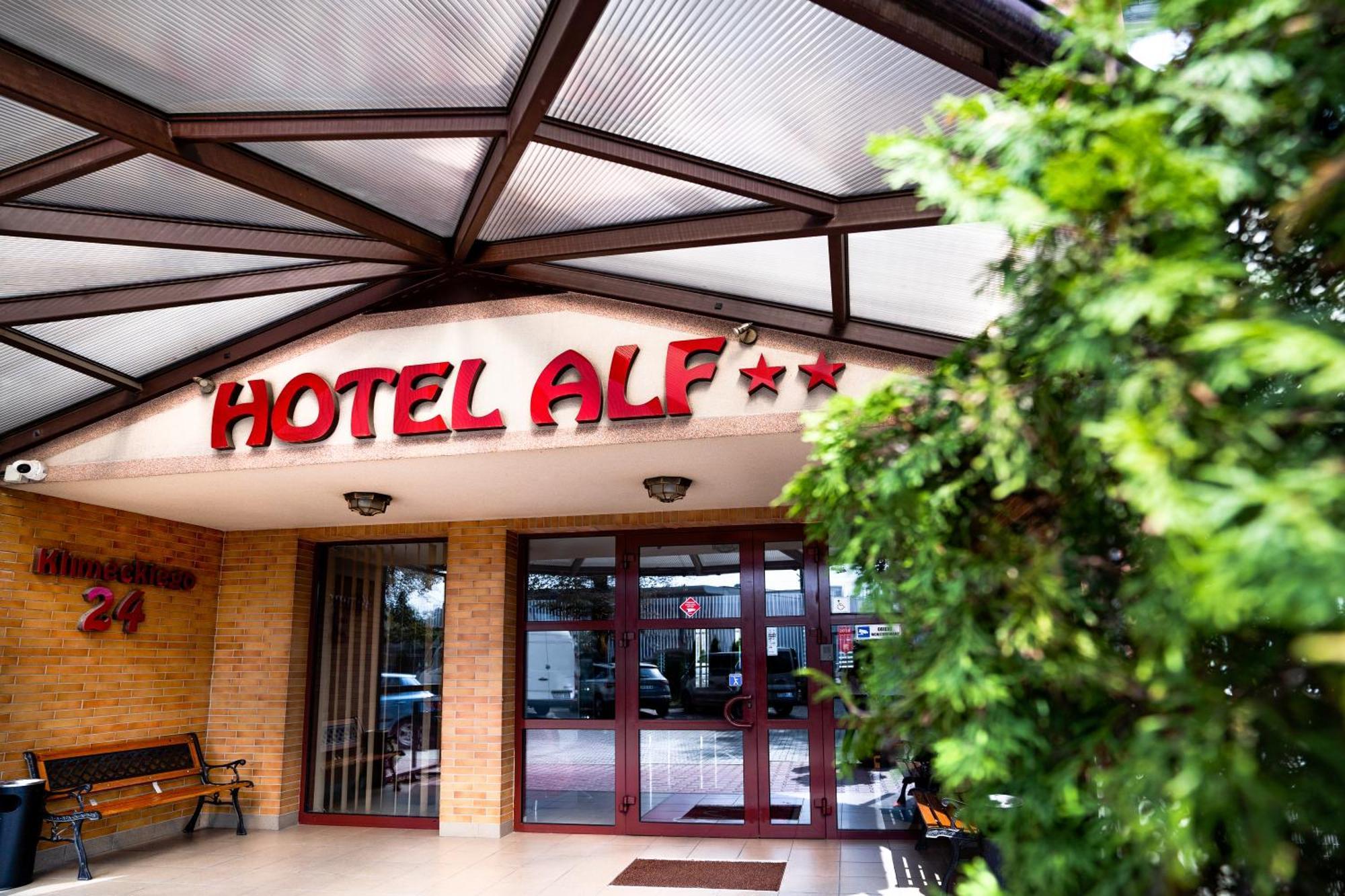 Hotel Alf كراكوفيا المظهر الخارجي الصورة
